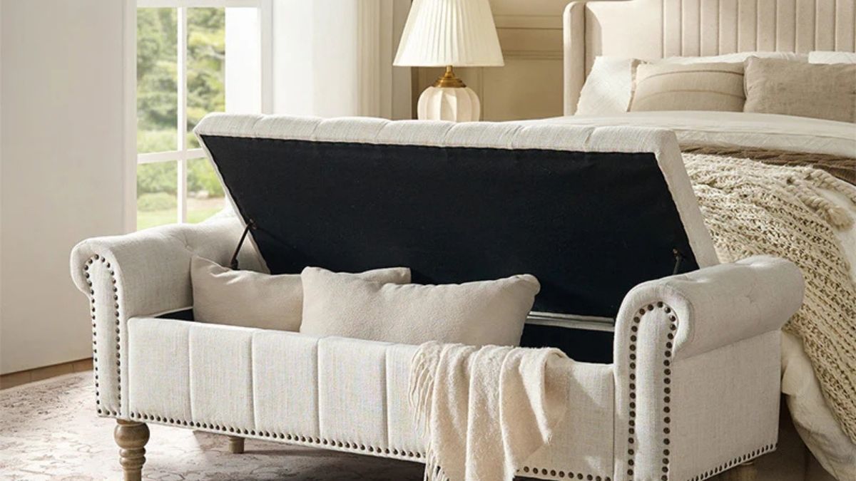 Gemma Classic Tufted Storage Bench with Nailhead Trim: Beauty That Works Hard